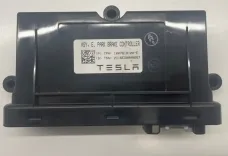 100761800C блок ручника (стоянкового гальма) Tesla Model X 2016