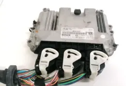 8M51-12A650-X блок управління ECU Ford Focus 2008