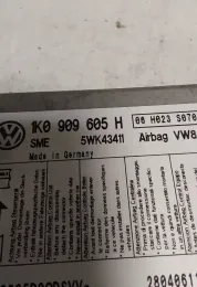 28040611C блок управления AirBag (SRS) Volkswagen Golf V 2005