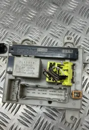 801D16 Fuse box control unit Toyota Previa (XR30 XR40) II 2001