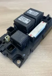 714050840A2 блок запобіжників Toyota Prius (XW30) 2013