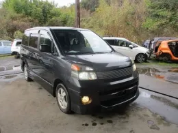 8273028050 Toyota Voxy fuse control box