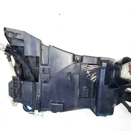 7352XA1 блок запобіжників Toyota Prius (XW30) 2013