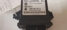 00010295 блок управления светом Skoda Superb B6 (3T) 2012