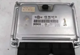 28SA4721 блок управління ECU Volkswagen PASSAT B5.5 2000