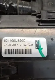 821150UE90C блок запобіжників Toyota Yaris 2017