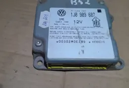 44980316 блок управления AirBag (SRS) Volkswagen PASSAT B5 2000