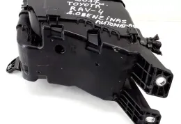 8266242620 блок предохранителей Toyota RAV 4 (XA40) 2016