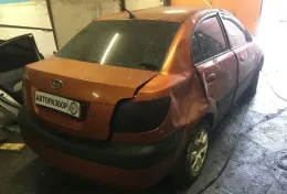 Блок запобіжників під капот Kia Rio JB G4EE 1.4