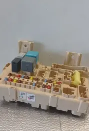 8264CA00F Fuse box control unit Toyota Avensis T250 2006