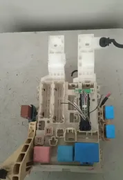82730527009621 Fuse box control unit Toyota Yaris 2005