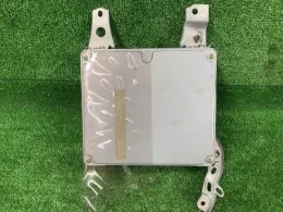 1752004633 блок управления двигателем Toyota