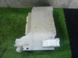 8273058151 Toyota Vellfire fuse control box