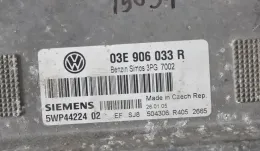 3PG7002 блок управления ECU Volkswagen Polo IV 9N3 2003