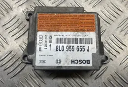 0033P009J61N блок управління AirBag (SRS) Audi A3 S3 8L 2001