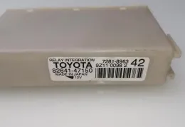 8264147150 блок управління Toyota Prius+ (ZVW40) 2011