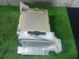 8273058151 Toyota Vellfire fuse control box