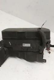 8266205190 Fuse box control unit Toyota Avensis T270 2012