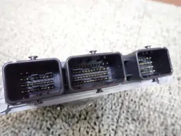 MEV01122 блок управления двигателем Nissan