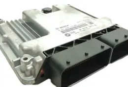 Блок управления ECU 0281030325 ecu bmw f30 2.0 8576341-01