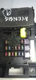 8264105011 Fuse box control unit Toyota Avensis T220 2001
