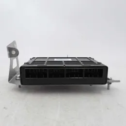 1860D322 блок управления двигателем Nissan