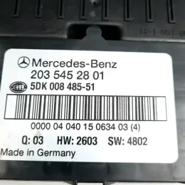 A2035452801 блок запобіжників Mercedes-Benz C W203 2004