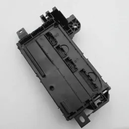 82600B1160 Toyota fuse control box