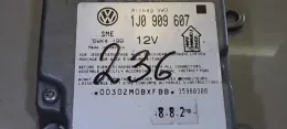 35989308 блок управління AirBag (SRS) Volkswagen PASSAT B5 1999