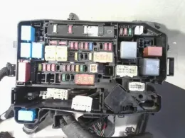 8274175010 блок запобіжників до Toyota Prius