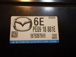 PE0918881E блок керування двигуном до Mazda Axela