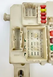 F1359C блок предохранителей Ford Focus 2007
