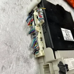 8922152211 блок запобіжників до Toyota