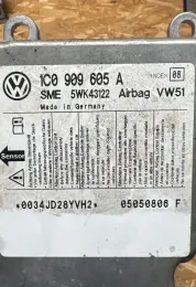 05050806F блок управління AirBag (SRS) Volkswagen PASSAT B7 2012