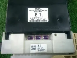 8922028050 блок предохранителей Toyota Voxy