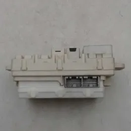8637B008 блок запобіжників до Nissan