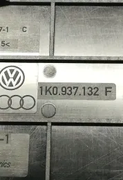 1K937132F блок предохранителей Volkswagen PASSAT B6 2007