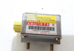 MR472979 блок управління Mitsubishi Pajero 2004