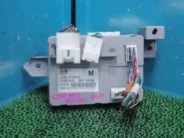 L21667560F блок керування до Mazda