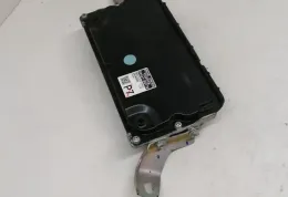 2762002452 блок управління ECU Toyota Yaris 2017