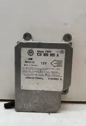 51020603B блок управління AirBag (SRS) Volkswagen PASSAT B7 2012