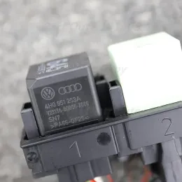 8W0941824AP блок предохранителей Audi