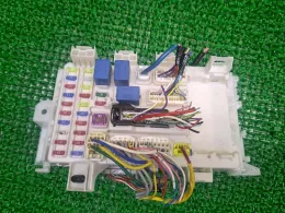 3678072MP0 блок предохранителей Suzuki