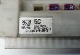 8273002P80A Fuse box control unit Toyota Corolla E120 E130 2019