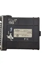 037906022FH блок управління ECU Volkswagen PASSAT B4 1994