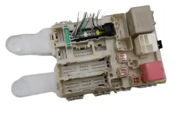 8273002150A Fuse box control unit Toyota Auris 150 2008