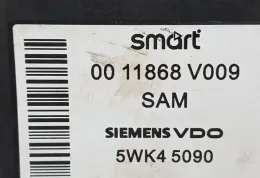 0011868V009 блок предохранителей Smart ForTwo I 2004