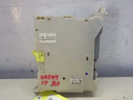 8273028230 Toyota Noah fuse control box