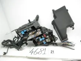 8266230A20 блок управления двигателем Toyota