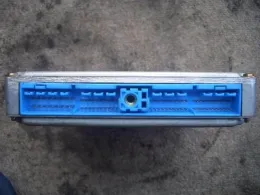 5P400 блок управления двигателем Nissan Cedric
